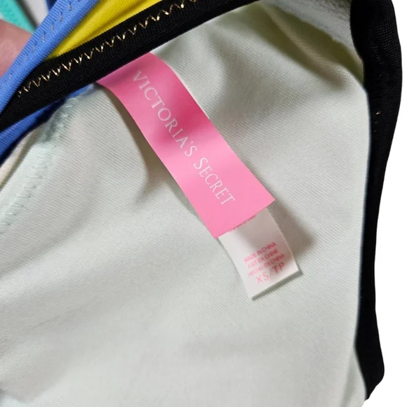 Victoria's Secret Strappy Triangle Bikini Top, Neon Green, XS - Picture 9 of 14